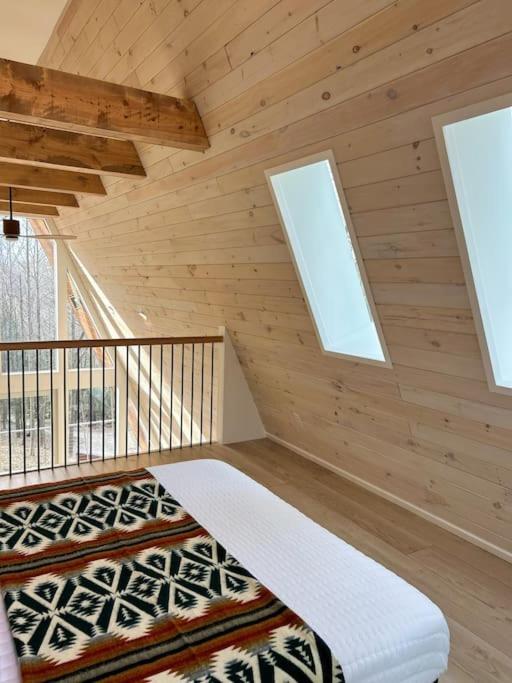 Fox Ridge-Black Alder Lodging Logan Exterior foto